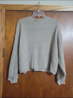 Cozy Rib-Knit Women's Sweater in Darker Beige